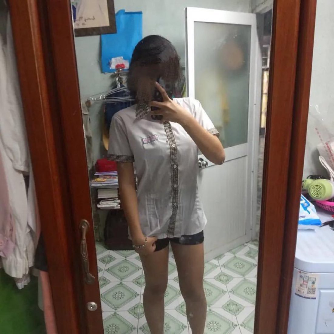 Hồng Vy tweet media