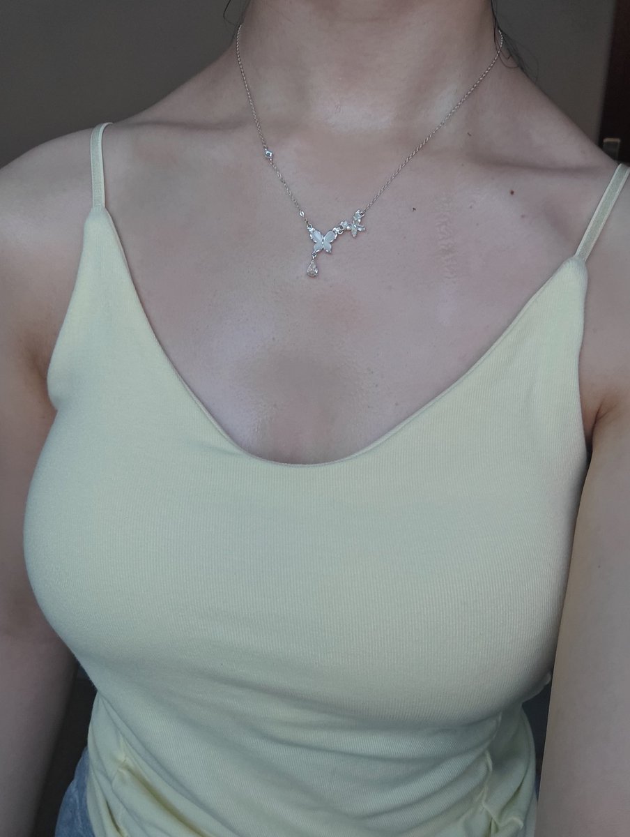 Wait_Cherry_'s tweet photo. 好热🥵 https://t.co/gR9W1QeYXM