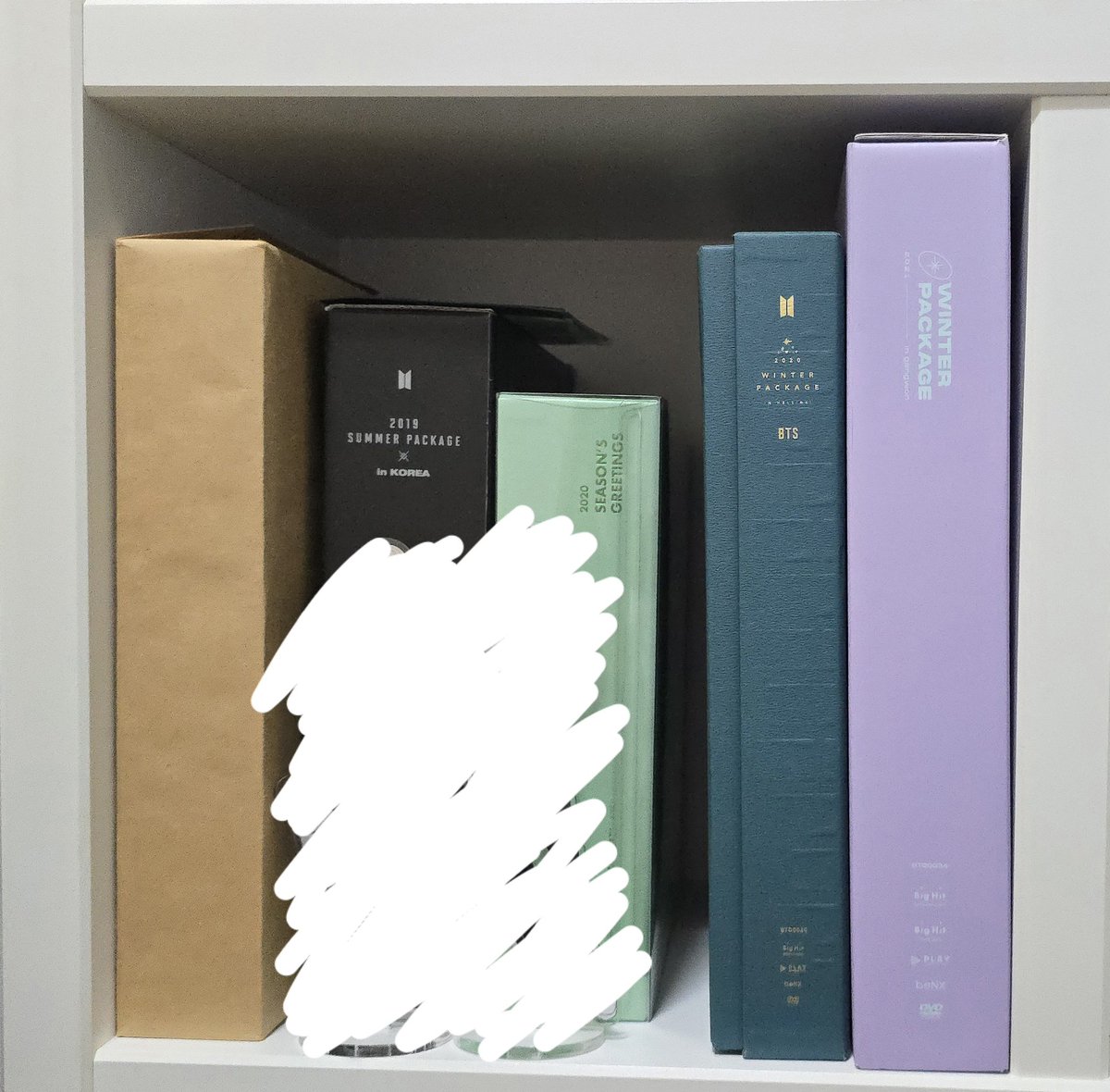 woong9844's tweet photo. 방탄 방탄소년단 BTS 굿즈 양도 팝니다 wts

처분 목적이고 구성품은 거의 다 있지만 올 때부터 불량인 것도 있습니당
나우1+3은 합쳐서 25이상 제시(쿨거 시 23 가능)

DM 주세요

ㅅㅊㅇ 썸패 윈패 now 1 3 시그 메모리즈 럽셀 윙파 아미집 아미키트 3기 4기 2017 2018 2019 2020 DVD https://t.co/MqdajFUF3t