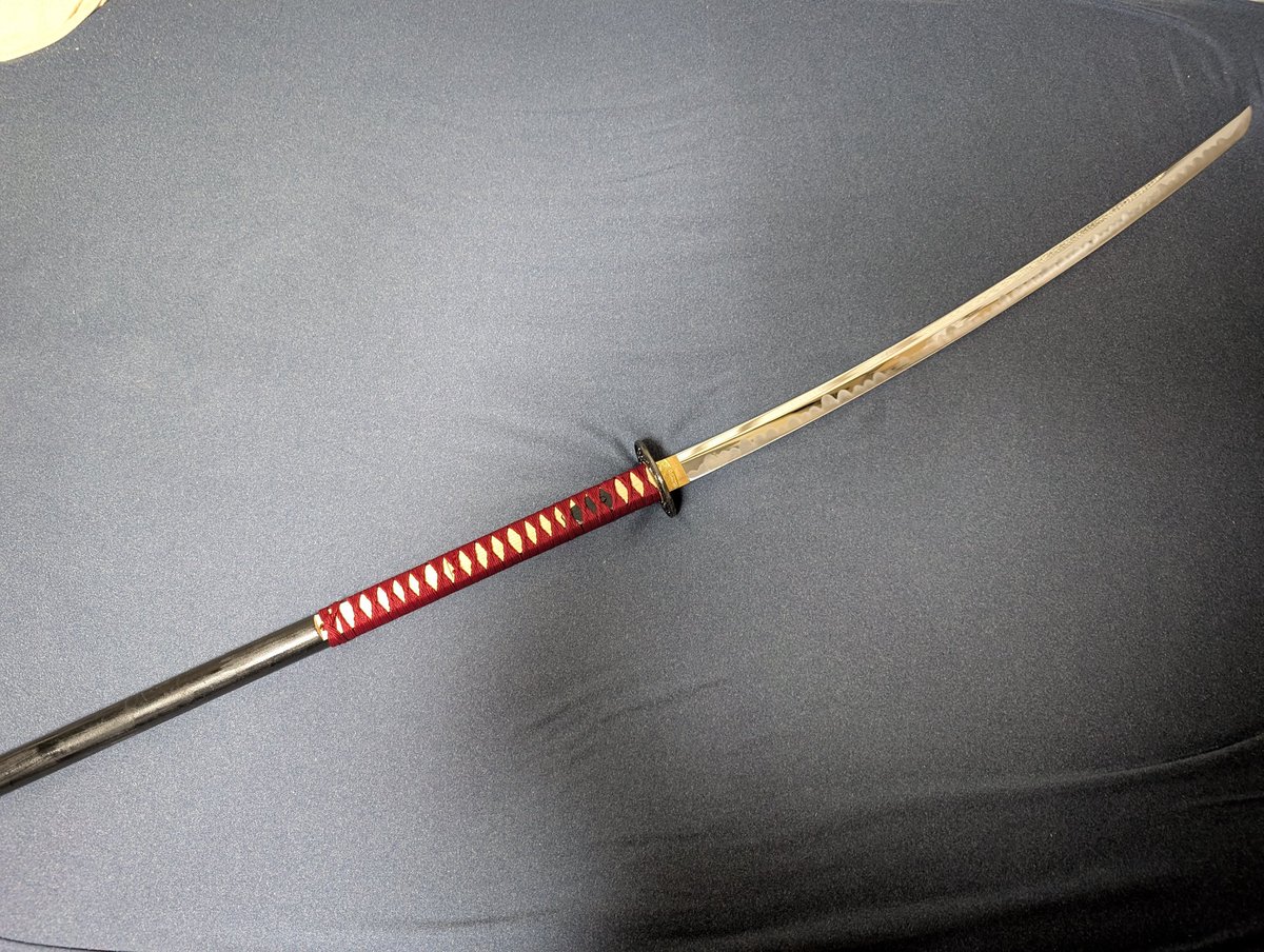 A01nu0664's tweet photo. #このツイートを見た人は武器ならなんでもいいから好きな武器晒しなさい
どっちも手が入ってます https://t.co/mah3WzQx2E