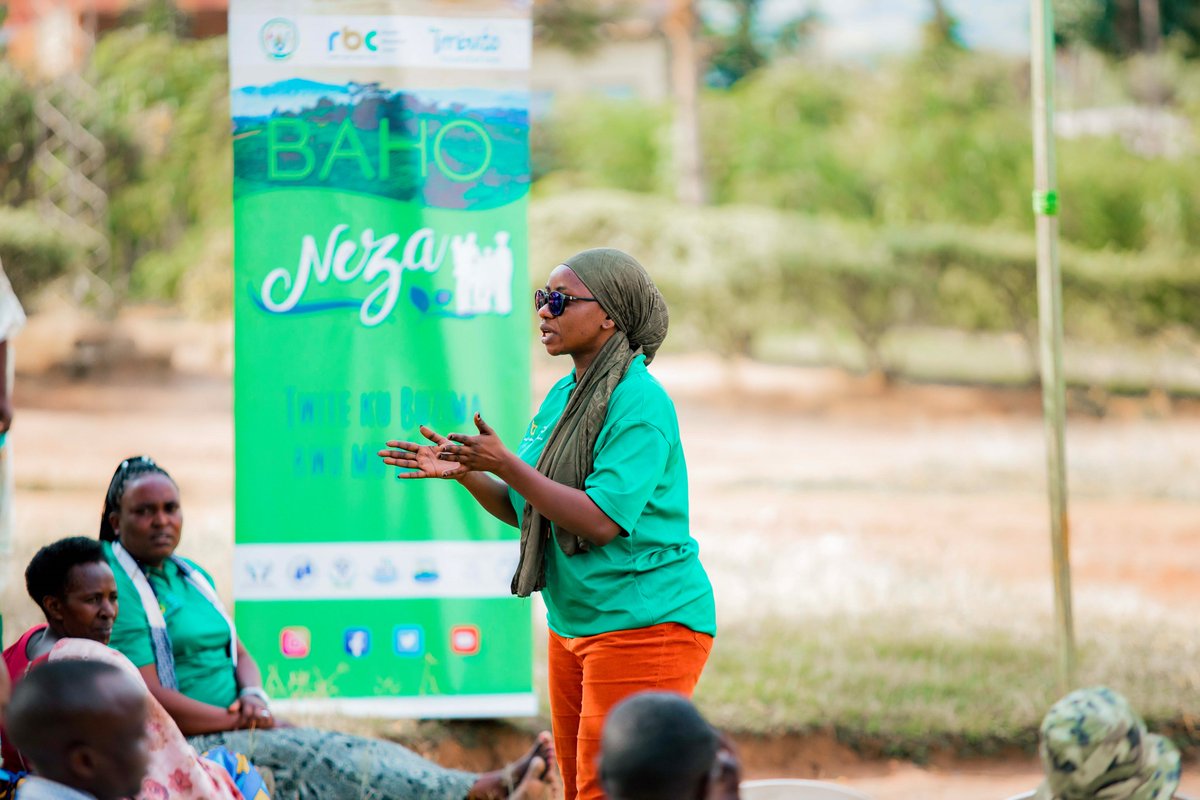 UyisenganImanzi's tweet photo. UNM continues #mentalhealth awareness through Inteko z’Abaturage in @NyagatareDistr.

562+ people gained knowledge on MentalHealth, prevention &amp; support, while Baho Neza #SafeSpace visits highlighted stories of healing, confidence &amp; resilience.

thank you @Imbuto and @RBCRwanda https://t.co/Mot7iiGXAF
