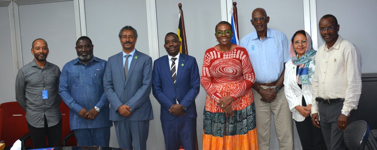 nbiweb's tweet photo. Our call today on Resident Rep @UNDPUganda - led by ED - was most uplifting 🙌

She expressed extreme pride in what we've achieved together under pilots in 4 countries, advancing combined use of surface &amp; groundwater #WaterSecurity https://t.co/ZggkHvq4v6