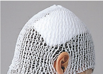 oyago47's tweet photo. The extraction surgery was performed under local anesthesia and took approximately four hours. We successfully removed all the shrapnel remaining in the head from an injury sustained on the battlefield 34 years ago. Since no brain damage was found, it appears that the recurrence of the shrapnel's presence was the cause of the numbness and pain in the legs.
