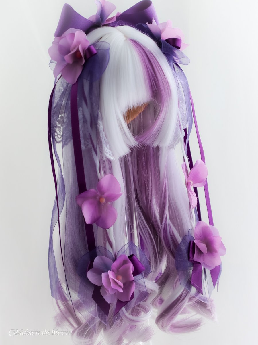 Maisondebloom's tweet photo. 【出品のお知らせ失礼します】
可愛いリボンとハイドレンジアのカスタムドールウィッグです♥よろしくお願いします！ https://t.co/8H40Q5pXwV #ドールオーナーさんと繋がりたい #dollwig https://t.co/bSTKHoThYZ