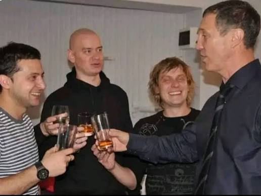 Udavchik66's tweet photo. @tatoa9 @AlexMykolaiv Так пойдьоть?)
Тобі, zeбидло, треба кров'ю харкнути в пику, як і твоєму членограю шашличному!)
Коли ви виздохнете, самоубивці? https://t.co/qQqrQb0KxX