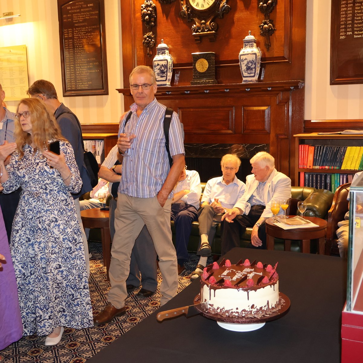 The_RPSL's tweet photo. Yesterday, the members and fellows of our Society celebrated 70th birthday for our President, Simon Richards RDP FRPSL. Very Happy Birthday to you! Simon. https://t.co/w7JZ8LfGFt