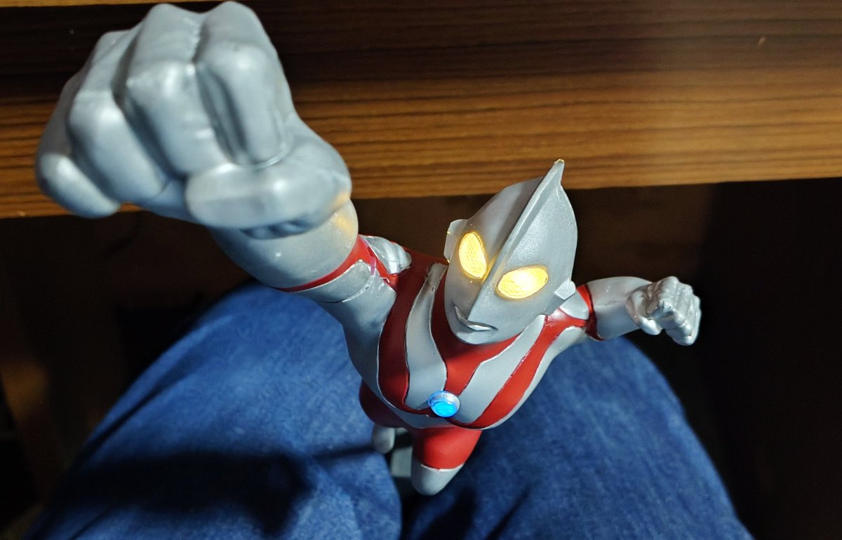 myaclimax's tweet photo. やっぱり大好きパース人形
#ウルトラマン60周年 https://t.co/pdXFt470hd