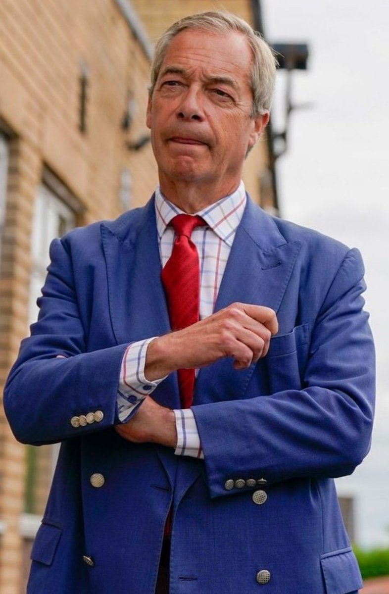 Christians_era's tweet photo. I stand with Nigel Farage more than ever now.

Does anyone else feel the same? 🩵 https://t.co/wQNZ0pw17j