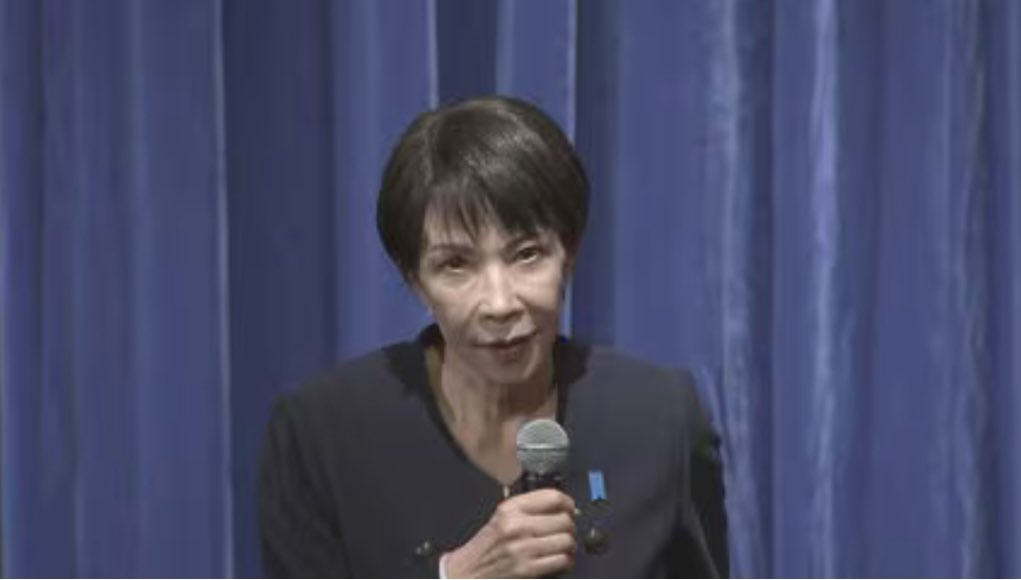 tourouken555's tweet photo. 正直、ゾッとします。

2018年、日本年金機構が年金受給者約501万人分の「扶養親族等申告書」のデータ入力業務を外部業者に委託したところ、

その業者が契約違反で中国の業者に再委託していたことが判明しました。

政府・日本年金機構は「マイナンバーは中国側に渡っていない」「外部への流出は確認されていない」と説明しています。

一方で、入力ミスにより一部の年金受給者に本来より少ない支給があった事例も明らかになりました。

さらに2023年の報道で、委託先業者の元社長がインタビューに応じ、「みなさんの情報、全部中国に渡した」と事実上認める発言をしています。

こうした過去の経緯がある中で、政府が今後、マイナンバーと銀行口座情報を連携させて現金給付などの手続きに活用する方針を示しています。

国民の立場からすると、「中国企業に個人情報が渡っていた」という事実だけで十分に不安を感じます。

政府が「安心してください」と言っても、過去の事例を踏まえると簡単に信用できる状況ではないのではないでしょうか。

個人情報の取り扱いには、引き続き厳格な管理と透明性が求められます。