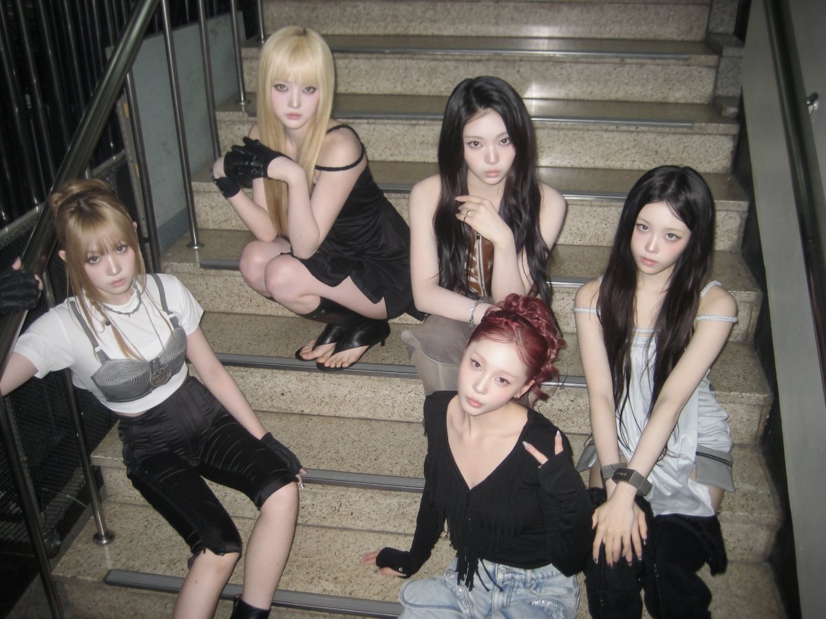 Keyveatz's tweet photo. 2026.07.10
KBS MUSIC BANK

#Keyveatz #키비츠
#OXY_GEN #OXY
#AOMG
#MUSICBANK https://t.co/viMhlR7AQ1