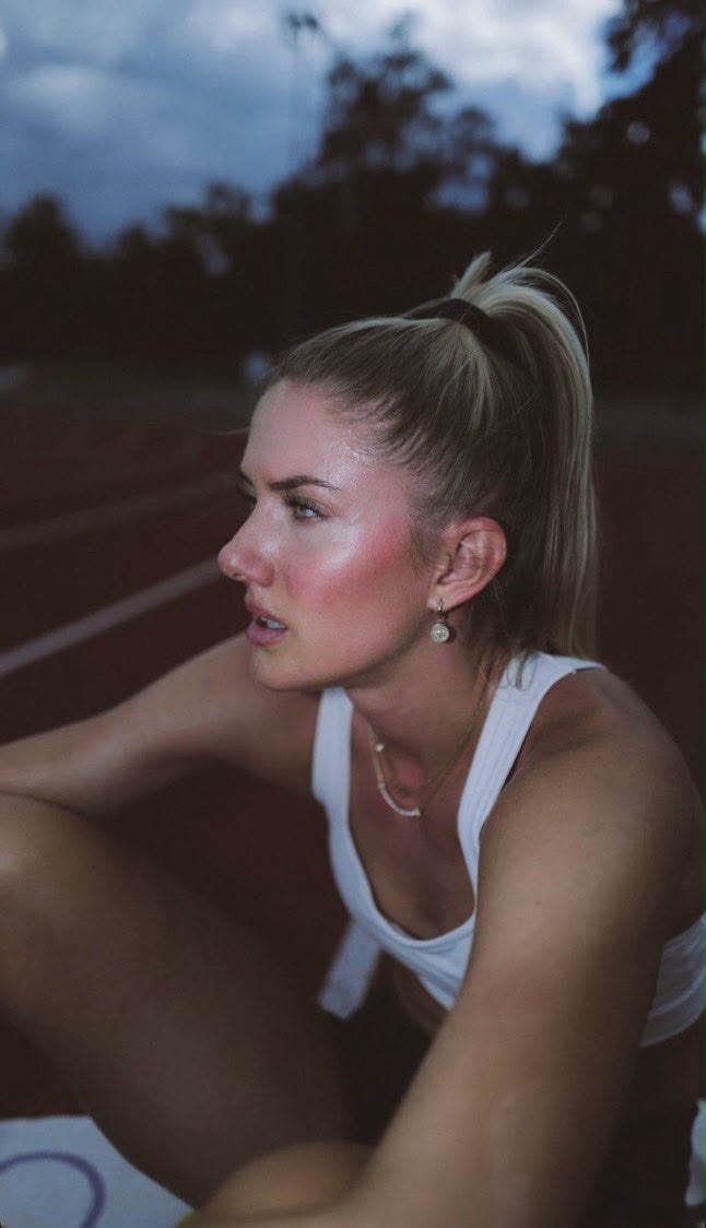Alica_01schmidt's tweet photo. Training camp has been intense lately https://t.co/LFMhU3RmWX