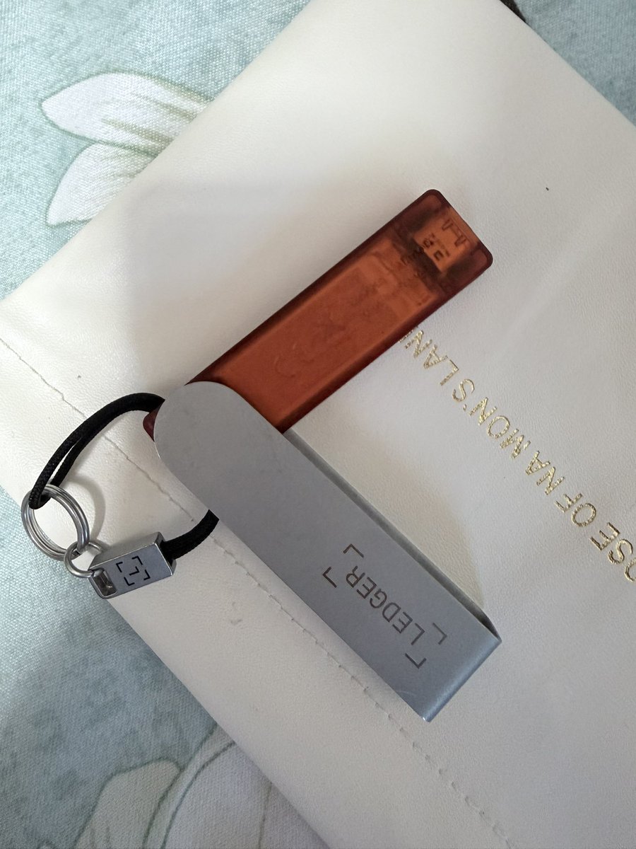 Wallet_Journey's tweet photo. "Not your keys, not your coins" is just Crypto 101. The real battleground for modern DeFi degens is secure execution.
In an era of complex LP management, cross-chain yield farming, and sophisticated wallet drainers, blind-signing is financial suicide. Securing the signing layer is now just as critical as securing the seed phrase itself.
Glad to see @Ledger doubling down on the 'Wallet + Signer' ecosystem. We need ironclad cold storage that doesn't bottleneck capital efficiency when interacting with complex smart contract payloads. 🛡️