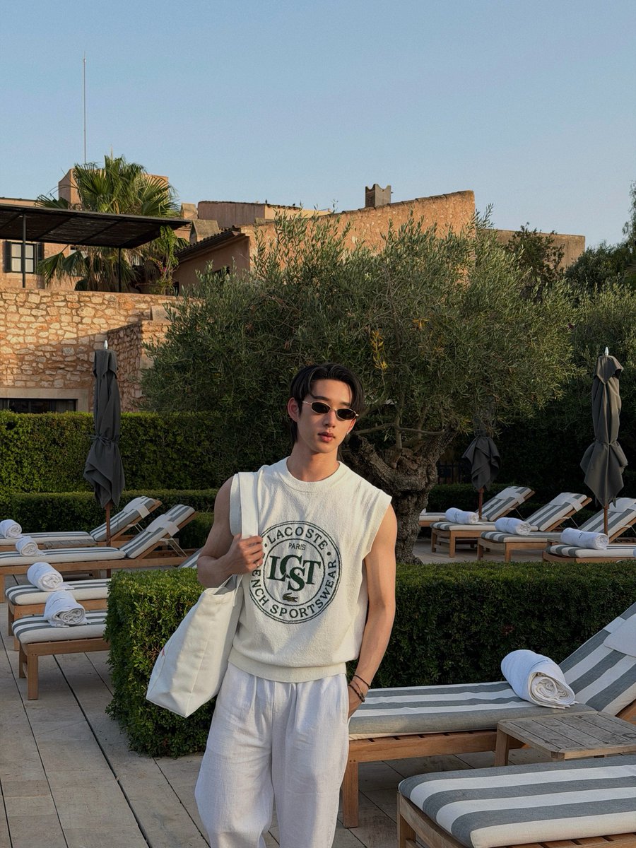 EstFanclubTH's tweet photo. 100726 | Instagram | #est_rvp 

📸 est_rvp : checked in

🔗 : https://t.co/plaXvqslQQ

#ESTSUPHAHouse https://t.co/8ASoI7K1Fy