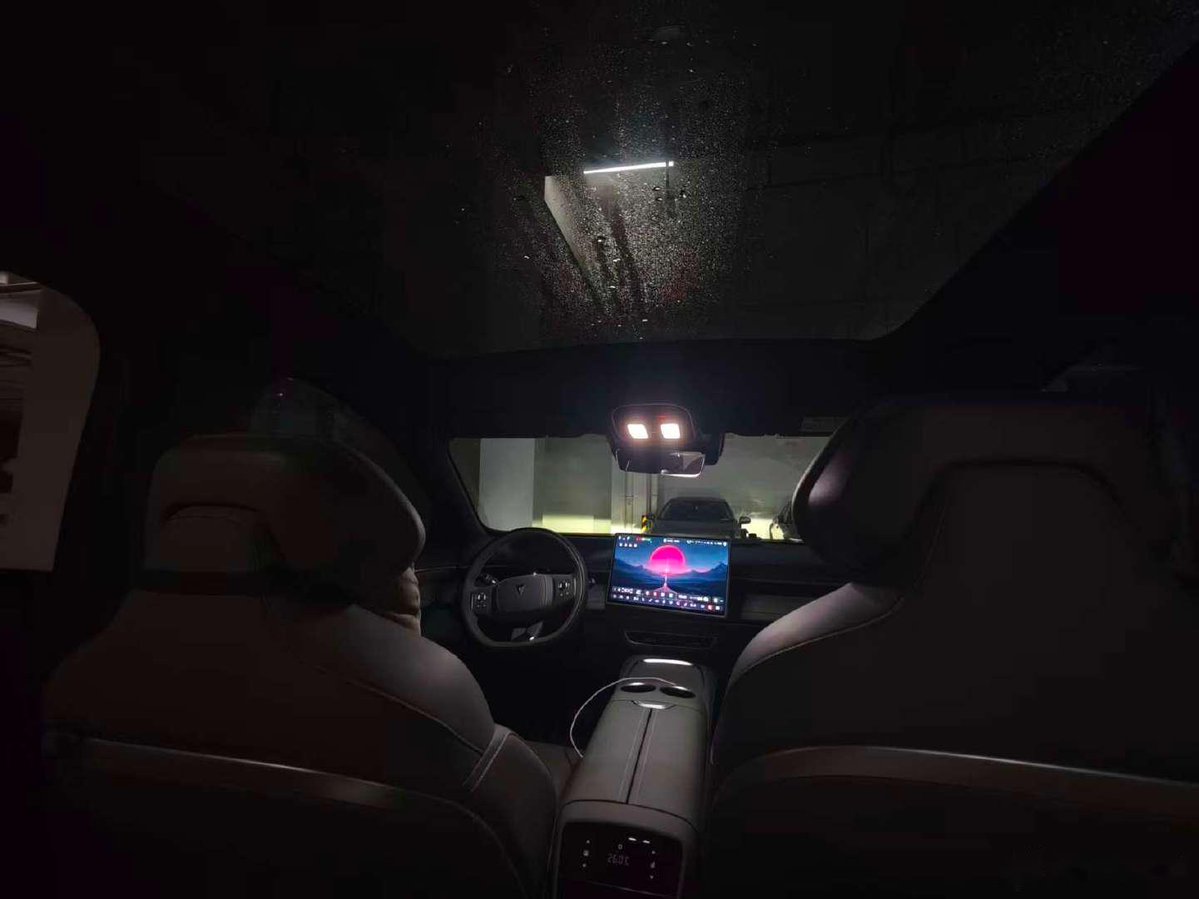 Secretx3SOul__'s tweet photo. Just finished a late-night drive with a new indie folk track on repeat—this warm guitar melody feels like a cozy blanket for the soul. https://t.co/zO8yJL9FSU
