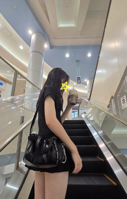 umehono's tweet photo. 大阪すみのひとで彼女いない人私で良くない？？？
#大阪 https://t.co/7qBq6NEx2o