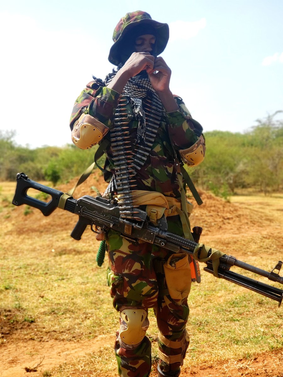 OmaxJavy's tweet photo. Just incase you never see me again, I want to say one thing: God bless uganda 🇺🇬, and God bless all of you. 
#army #soldiers #Godblessuganda https://t.co/PGIH6bDZvf