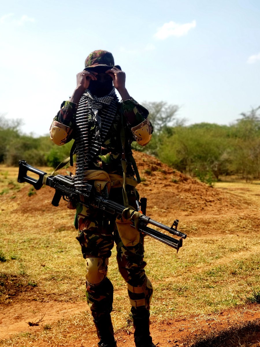 OmaxJavy's tweet photo. Just incase you never see me again, I want to say one thing: God bless uganda 🇺🇬, and God bless all of you. 
#army #soldiers #Godblessuganda https://t.co/PGIH6bDZvf