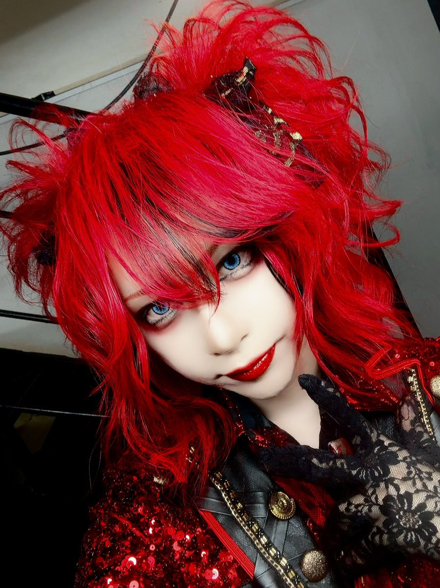 royz_703_koudai's tweet photo. 武道館ツアー2本目、柏パルーザ✍️昨日に引き続きソールドアウト㊗️胸も身体も熱くなるライブでした🔥最高の声を届けてくれてありがとう🙏気をつけて帰ってねー！ https://t.co/0tfwbtQZ5I