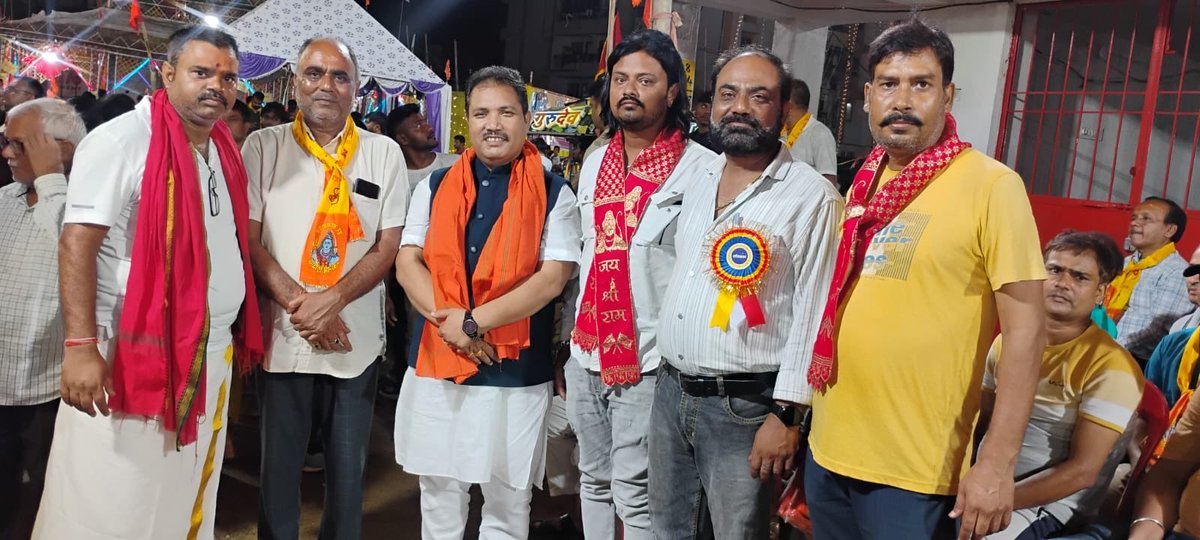 bjpjitendra_'s tweet photo. राँची
टंगरा बूटी मोड़, बाबा विश्वनाथ मंदिर प्राण प्रतिष्ठा समारोह में शामिल होने का सौभाग्य मिला। https://t.co/qMbXhUtYKk