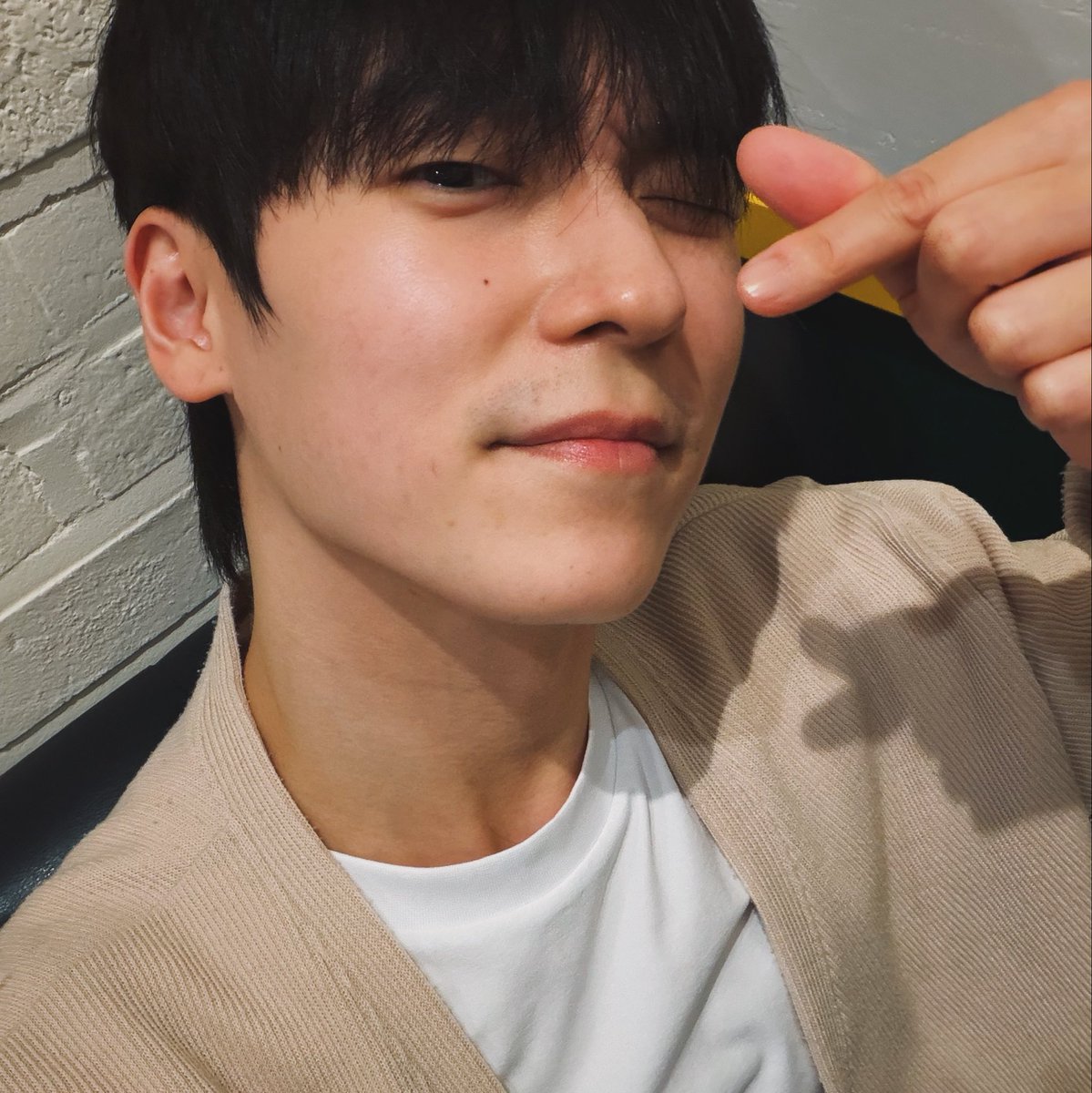actor_seongha's tweet photo. 고맙고, 사랑합니다🐶🐶🫶🏻 https://t.co/O333oR9muw