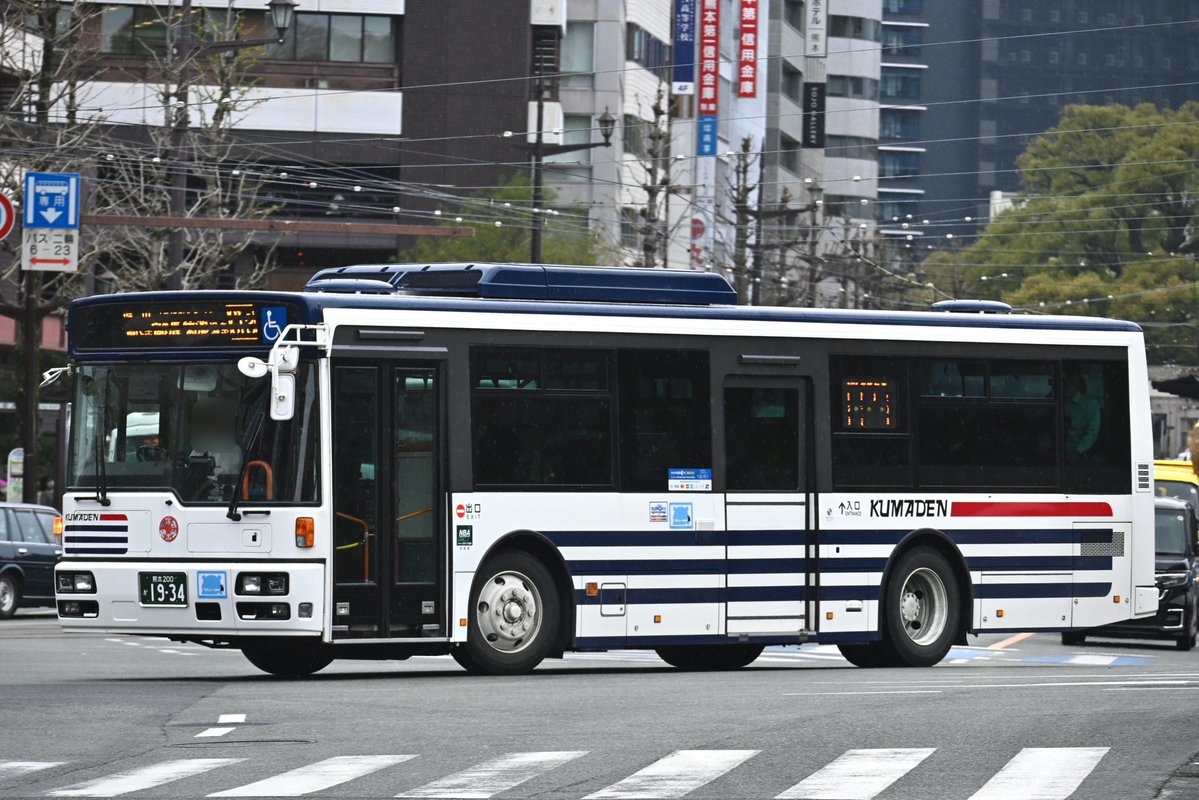 spacerunnerJM's tweet photo. 熊電に移籍した高槻市交通部からの西工KV。こちらもかなりの台数が移籍してきており見かける機会が多かったです。熊電以外にも方々に移籍しており追いかけるのが大変そうです。
・熊本電気鉄道/熊本200か1772,熊本200か1907,熊本200か1934 https://t.co/XGumZIm47n