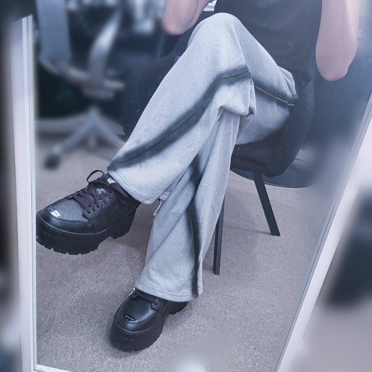 nishiki1225_2's tweet photo. New Sneaker https://t.co/aZxst0Asej