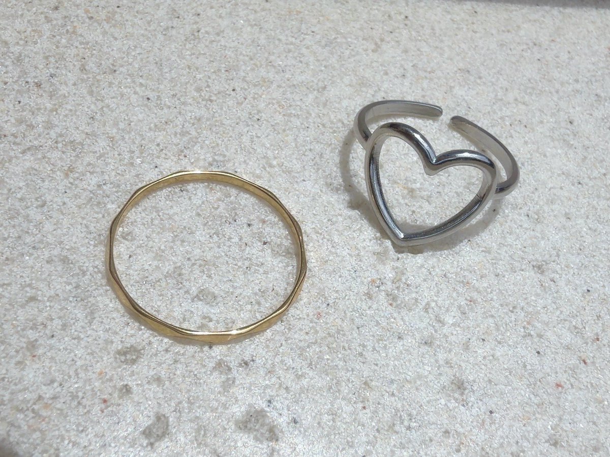 Sunset_handmade's tweet photo. 沸騰ワードにて
森迫永依さまにこちらのアクセサリー
着用していただきました！꙳✧˖°⌖
ありがとうございます✨ https://t.co/FwIqJNd9hZ