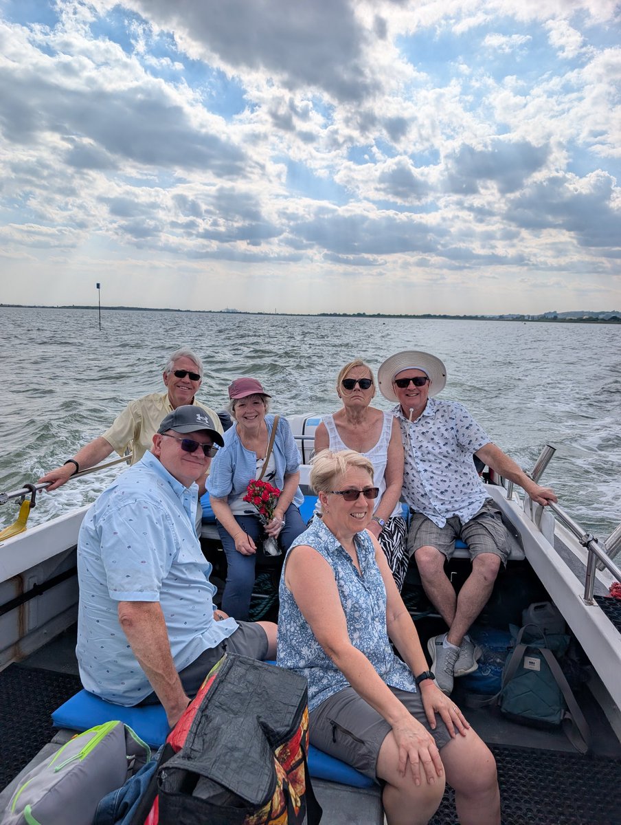 AngusBrowne1's tweet photo. ⚓🌊 Scattering of Ashes Ceremony – Wednesday 8th July 🌊⚓

Wednesday, we had the privilege of welcoming Liz, her family &amp; friends onboard Starfish to scatter the ashes of her wonderful Mum &amp; Dad across some very special locations in the Thames Estuary.

https://t.co/Hkau5cmIEF https://t.co/FHdJfqJpZj