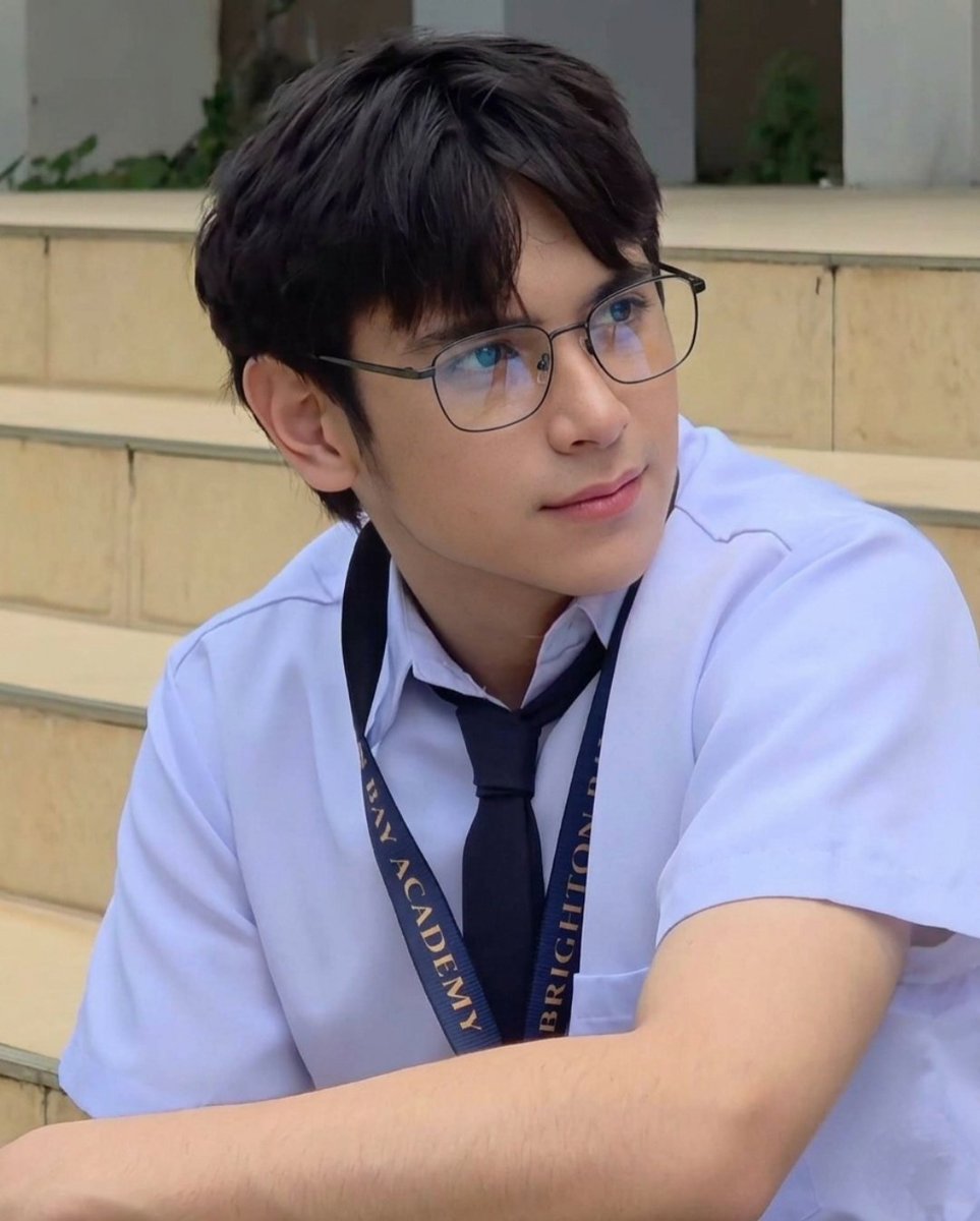 Shutaccamhie's tweet photo. amats na amats ko ang miguel na may specs 🙇🏻‍♀️

ANGUEL TO THE RESCUE
ANGUEL TO THE RESCUE
#YMFS #YMFSAnGuel https://t.co/ufZTqa2dwi