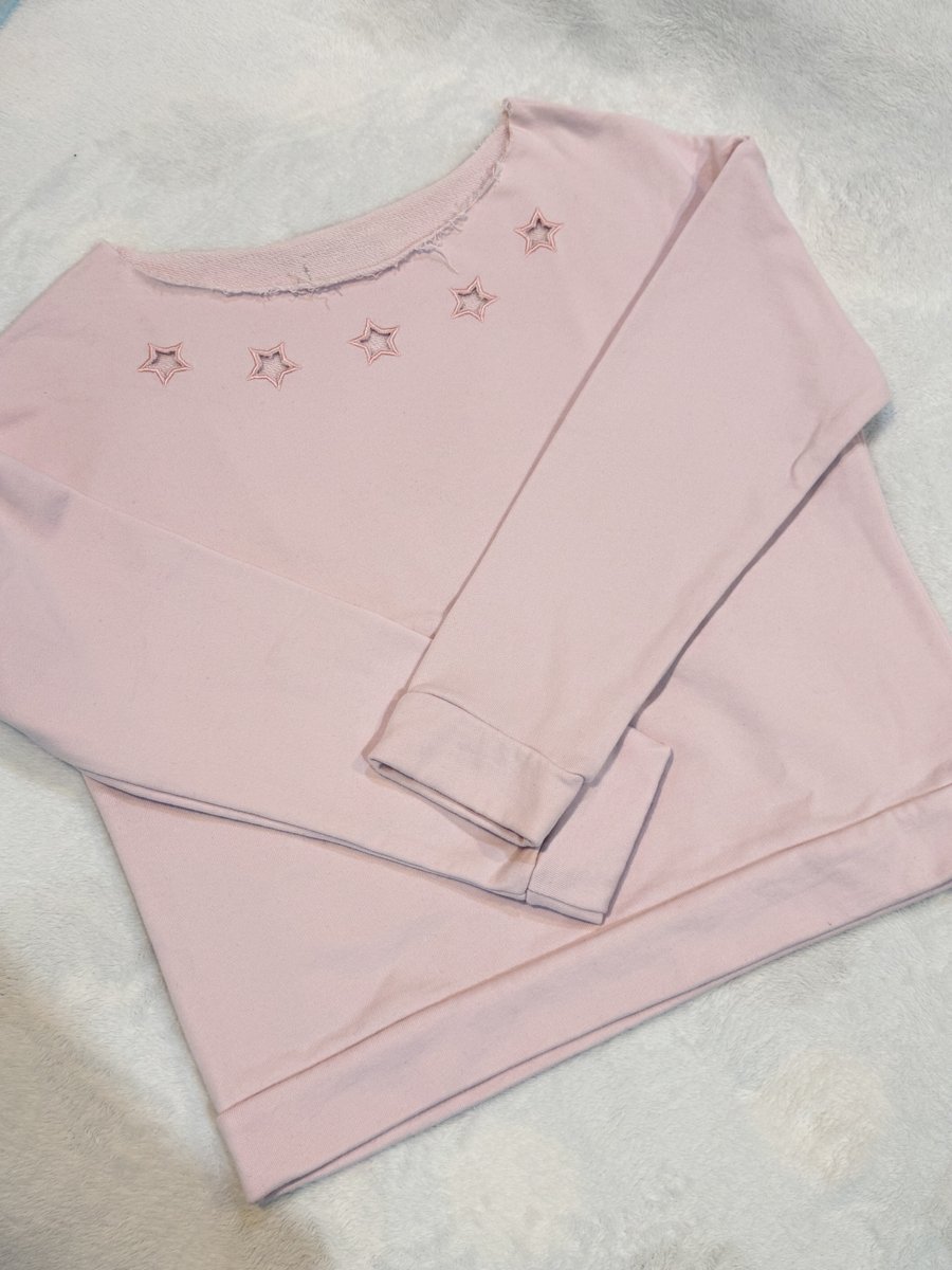 jurilees_'s tweet photo. ส่งต่อ #เสื้อผ้ามือสอง

เสื้อปาดไหล่ audorhe
900 ฿ / ค่าส่งเหมา 50 ฿
(ใส่ 1 ครั้งค่ะ)

*** cf no cc na kaa ***
#ส่งต่อเสื้อผ้า #ส่งต่อเสื้อผ้ามือสอง #เสื้อผ้ามือสอง #ส่งต่อเสื้อผ้ามือ2 #vghbkk #ส่งต่อvghbkk #stylistshop #ส่งต่อstylistshop https://t.co/ofmQfL0aZR