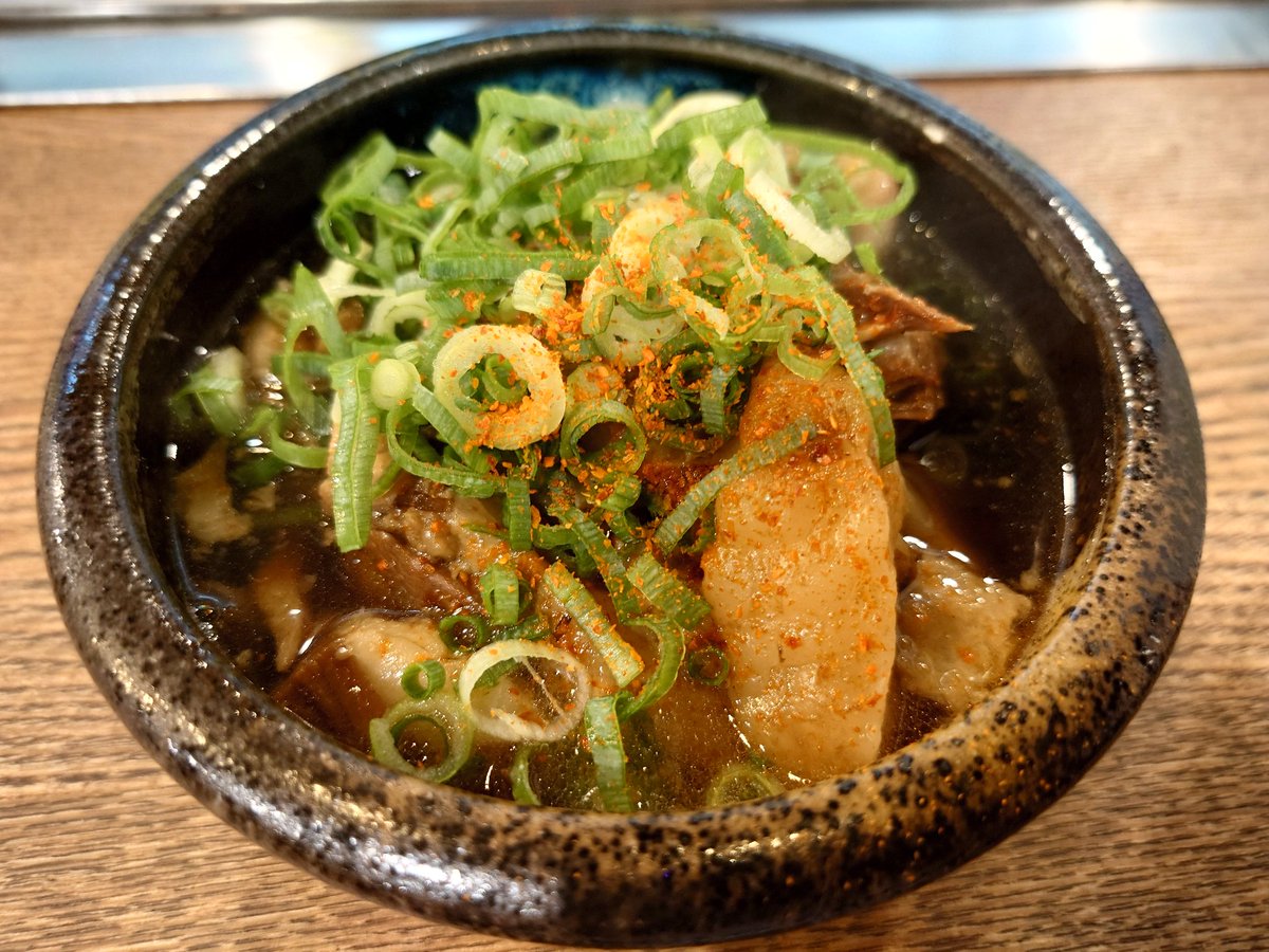 denkakai's tweet photo. #天下一品 
のオープンに行ったら
もう売り切れ閉店してた

とりま
お好み焼き食って帰る https://t.co/32fz1dBvrY