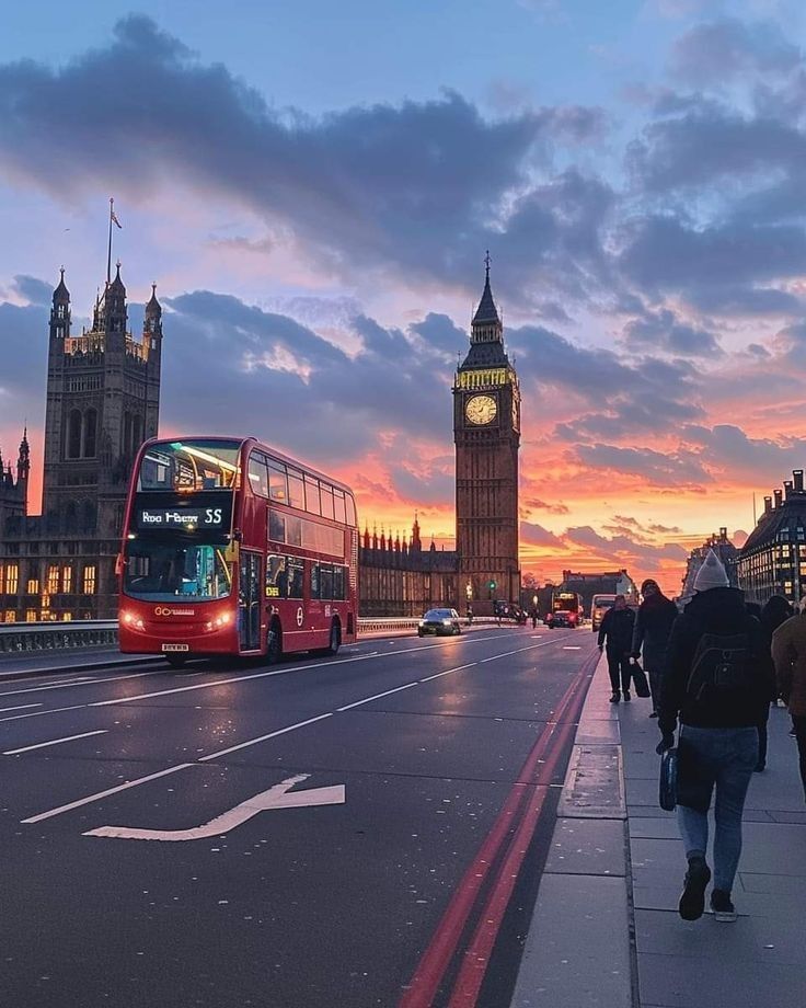 _travel__vibes's tweet photo. London, UK 🇬🇧 https://t.co/Guseo8k0Ar