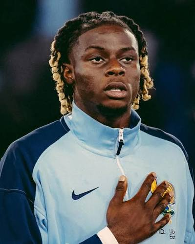 PesindeyizApp's tweet photo. SON DAKİKA | Lesley Ugochukwu transferinde sağlık kontrolleri için planlama yapılmaya başlandı. (Buchi Laba) https://t.co/SIsLNruPB0