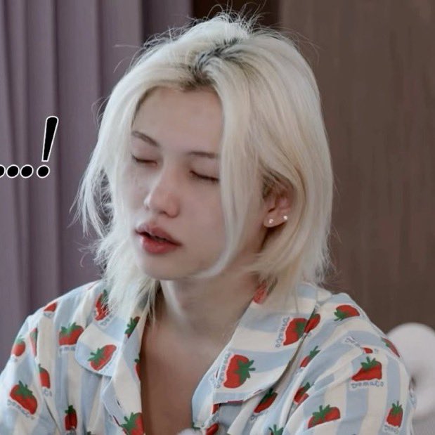 fefipuffs's tweet photo. the face he makes when he- https://t.co/c2q2wkG3Ry