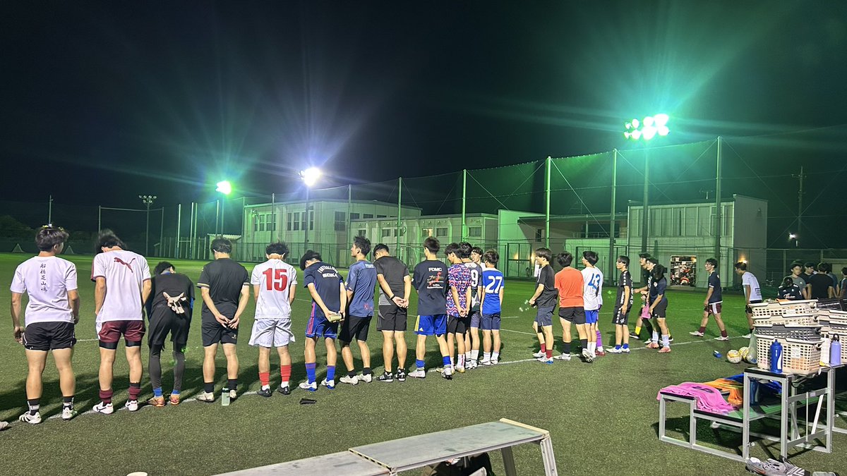 osorasan217's tweet photo. ひょんなことから母校文教大学のサッカー部の練習を見学することに

スポーツってええですね！ https://t.co/G9wg13raRO