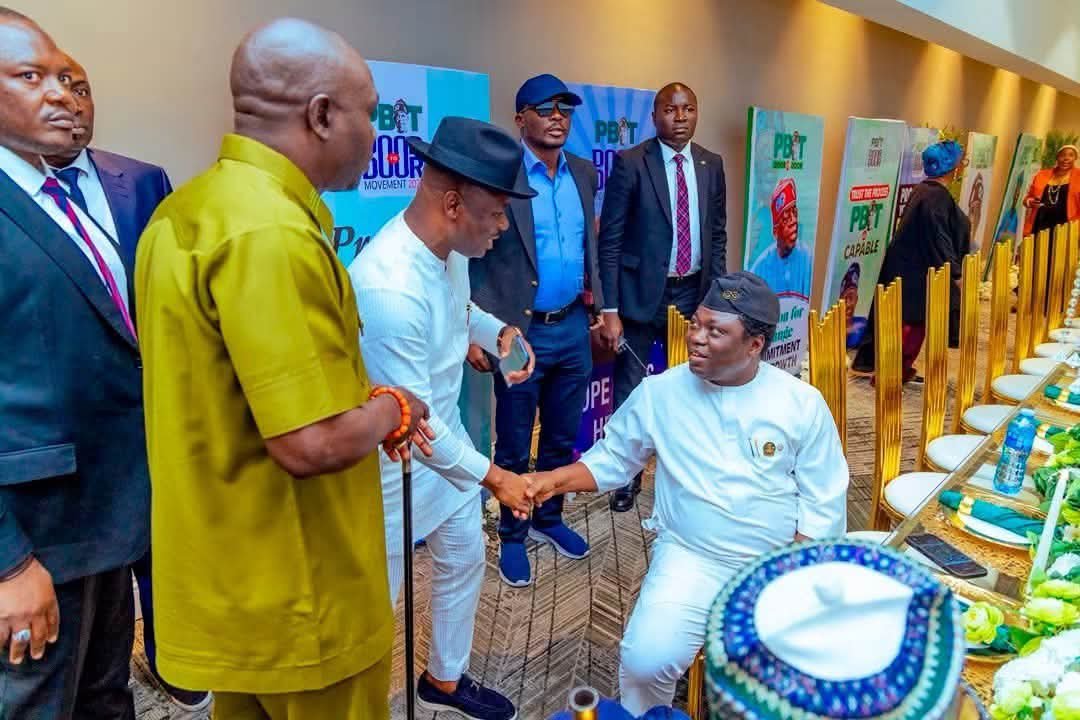 GovAgbuKefas's tweet photo. Yesterday, I joined top APC stakeholders and other eminent personalities at the official inauguration of the President Bola Ahmed Tinubu (PBAT) Door-to-Door Movement National Executives and a public lecture at Transcorp Hilton, Abuja.

The event marked a renewed commitment to grassroots mobilisation and strengthening the party’s connection with the people.

#MovingForward