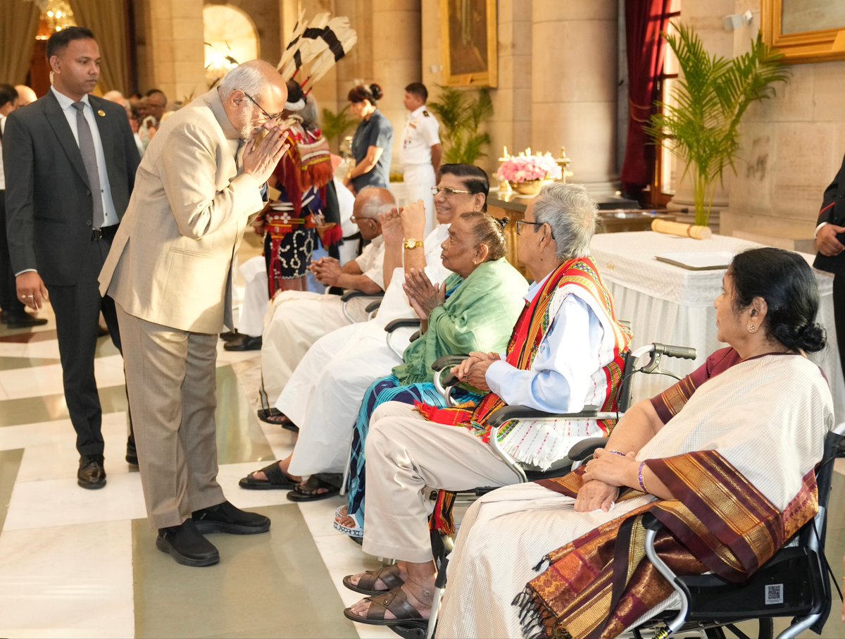 AIRMarkapuram's tweet photo. Vice President Shri C. P. Radhakrishnan attended the Civil Investiture Ceremony-II for Padma Awards 2026 at Rashtrapati Bhavan today. https://t.co/ciKVUTFPk2