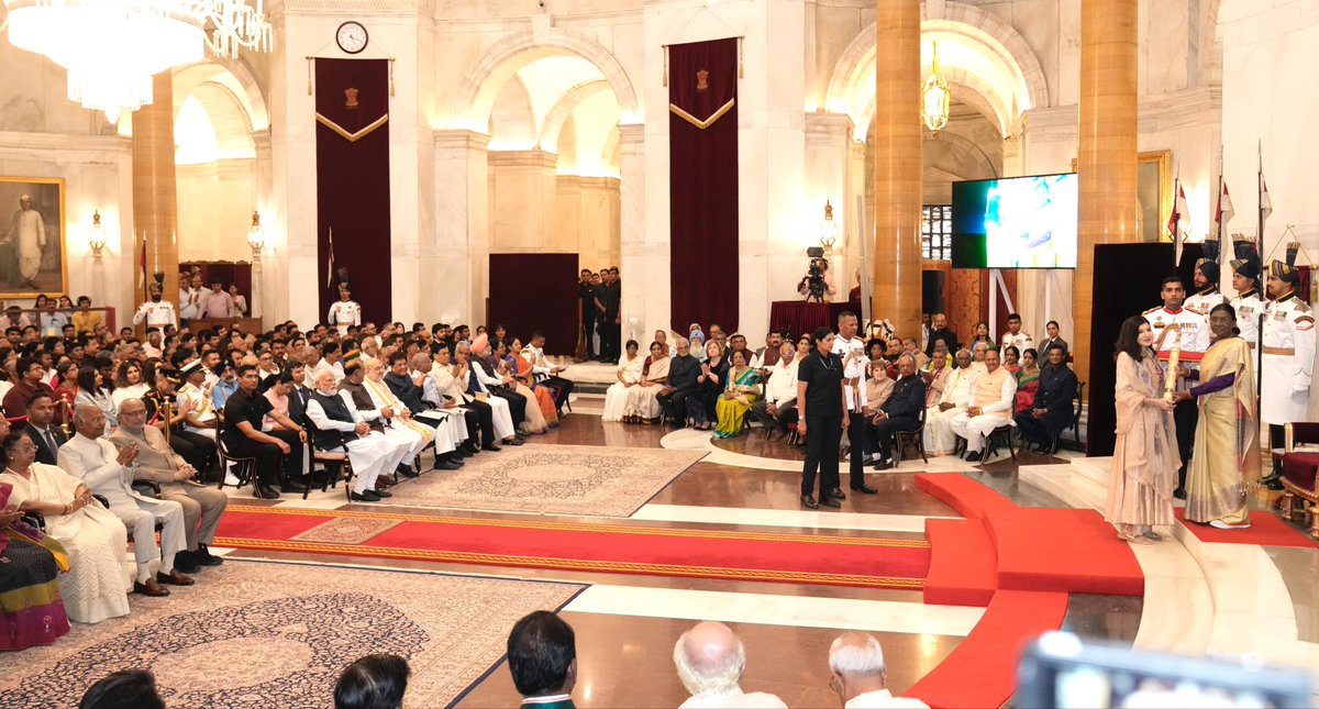 AIRMarkapuram's tweet photo. Vice President Shri C. P. Radhakrishnan attended the Civil Investiture Ceremony-II for Padma Awards 2026 at Rashtrapati Bhavan today. https://t.co/ciKVUTFPk2