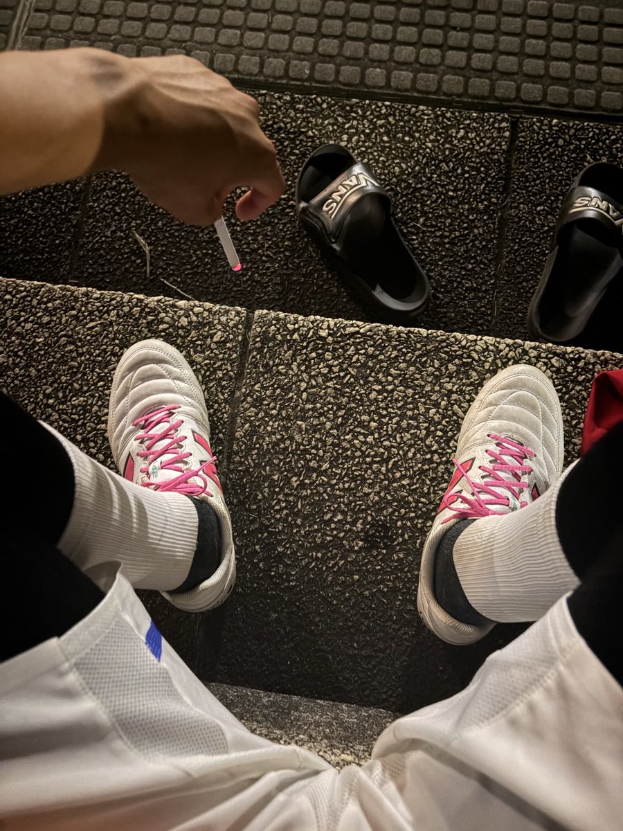 cy7ra_'s tweet photo. 仕事後にやるサッカー鬼きつい https://t.co/Dv3hk5AH5W