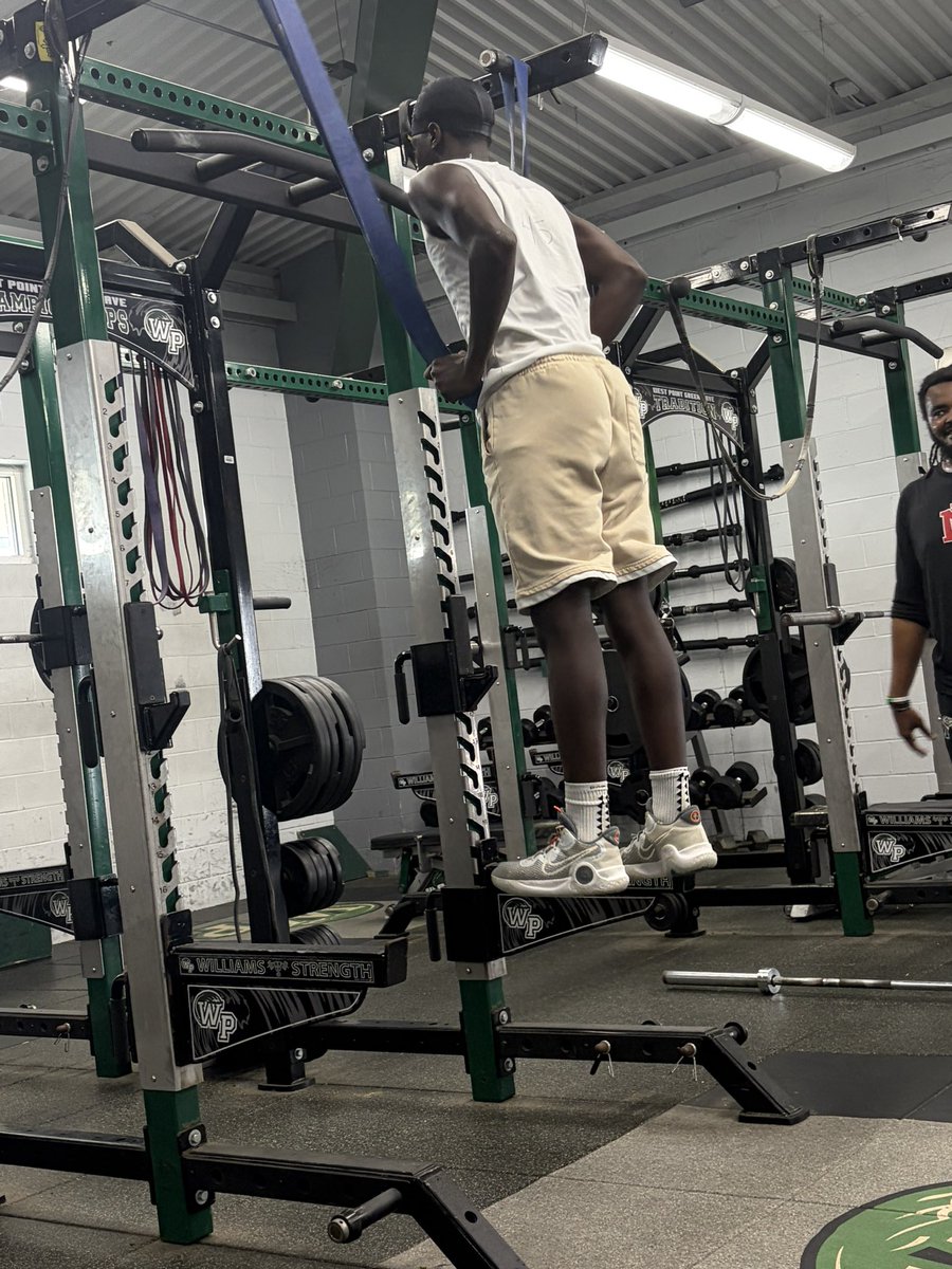 HardenTrendon's tweet photo. Opportunities don't change people.

Preparation does.

Every rep, every workout, and every lesson is an investment in who I'm becoming. I'll keep working until preparation meets opportunity.

Class of 2028 | CB | North Pontotoc HS

🎥 Hudl: https://t.co/jXbG6xtP0a

#AGTG #ClassOf2028 #DB #MississippiFootball #RecruitTheSip