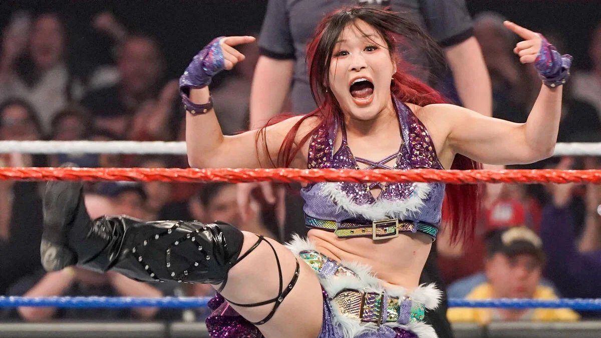 WrestleTalk_TV's tweet photo. WWE Intercontinental Champion Penta recalls having matches against IYO SKY and Chelsea Green in Lucha Underground:

"Both matches were amazing. Different kinds of matches, because IYO, in that moment, had a faction with the other girls, and Chelsea was very different. The thing with her was very special, very violent, like lucha extrema.

"For me, IYO and Chelsea are two of the best women's wrestlers in the world."

(Battleground Podcast)