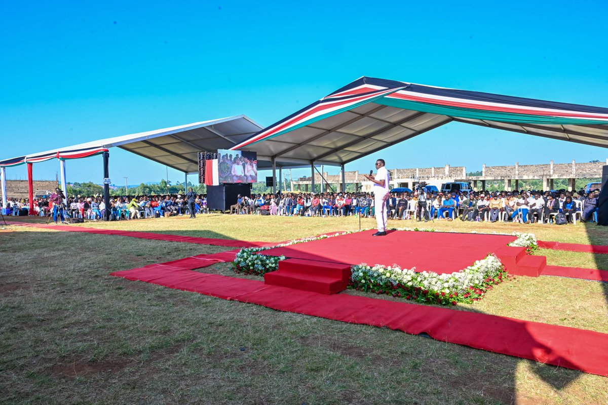 davis_chirchir's tweet photo. Today, I joined my Cabinet colleague Hon. Soipan Tuya, Principal Secretaries Dr. Aurelia Rono, Dr. Kiprono Rono, John Ololtuaa and Julius Korir at Bomet Stadium for the South Rift Cluster rollout of the second phase of the NYOTA Project Fund, as H.E. President Dr. William Samoei Ruto launched the nationwide disbursement from Ulinzi Sports Complex, Nairobi.

The South Rift Cluster received KSh 166.375 million, benefiting 6,655 young entrepreneurs from Bomet, Narok and Kericho. Among them, 4,638 received their second tranche while 2,017 joined the programme as new beneficiaries.

The Kenya Kwanza Administration is disbursing KSh 3.055 billion to 122,203 young people. Each beneficiary receives KSh 25,000, with KSh 3,000 set aside for savings to promote financial discipline, enterprise growth and long-term prosperity.

Under the leadership of H.E. President Dr. William Samoei Ruto, we are investing in the energy, innovation and enterprise of our youth because empowering young people is the surest path to growing our economy from the bottom up and ensuring no region is left behind.
