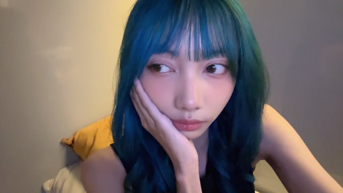 Acaangcimen's tweet photo. hai kak aku acaa refresh breeze, ayok besok minggu cheki sama aku yang cantik, anggun dan kalem ini di hotarumachi idol stage jogjakarta, qku tunggu yaaa, ini link pembelian cheki nya
https://t.co/PEwVD1HYXa https://t.co/opu1YwE2sE