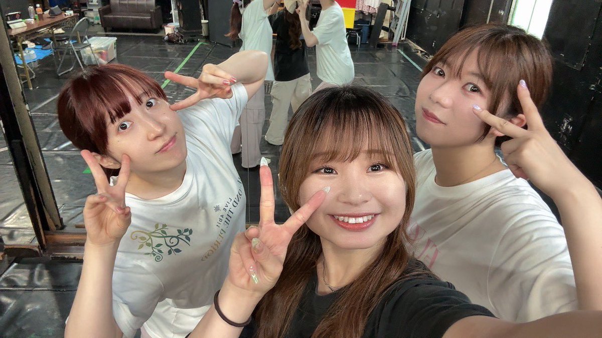hayu_nanohana's tweet photo. #夏夢G2026 
振付沢山つけていただきました🧚
とにかく沢山踊ります...ほんまに踊ります🩰
きりちゃんと稽古着のお色合わせた時の♡パックを挟んでるこの写真めちゃかわいい

予約はこちらから「真白はる」の名前でお願い致します🙏
⇨ https://t.co/e1ilV9RZ1O
私のDMに直接連絡でも大丈夫です！ https://t.co/K4lOj4PnOX