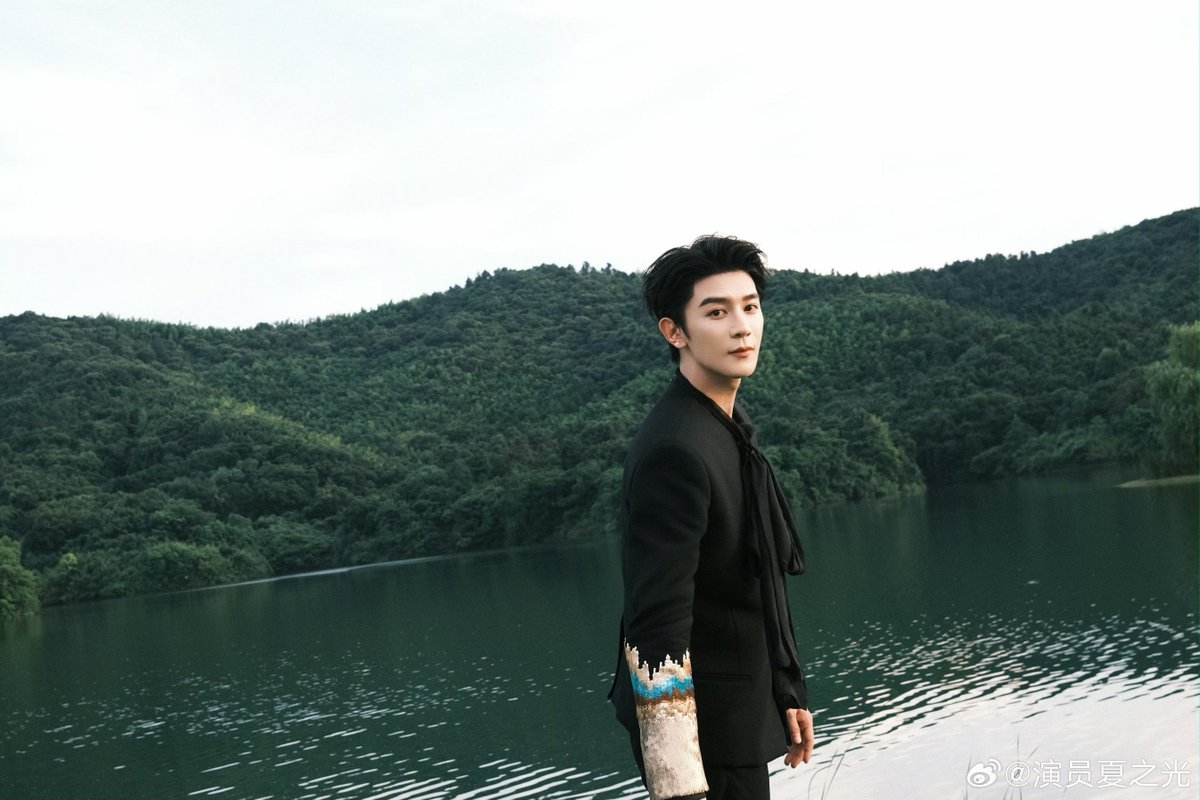 xianguang0104's tweet photo. 260710 #XiaZhiguang weibo update 📸(1/2)

☀️: A summer full of joy! Happy finishing filming!

#GuoYiShaoNianZhi ends its journey! https://t.co/kusJpzZP1b