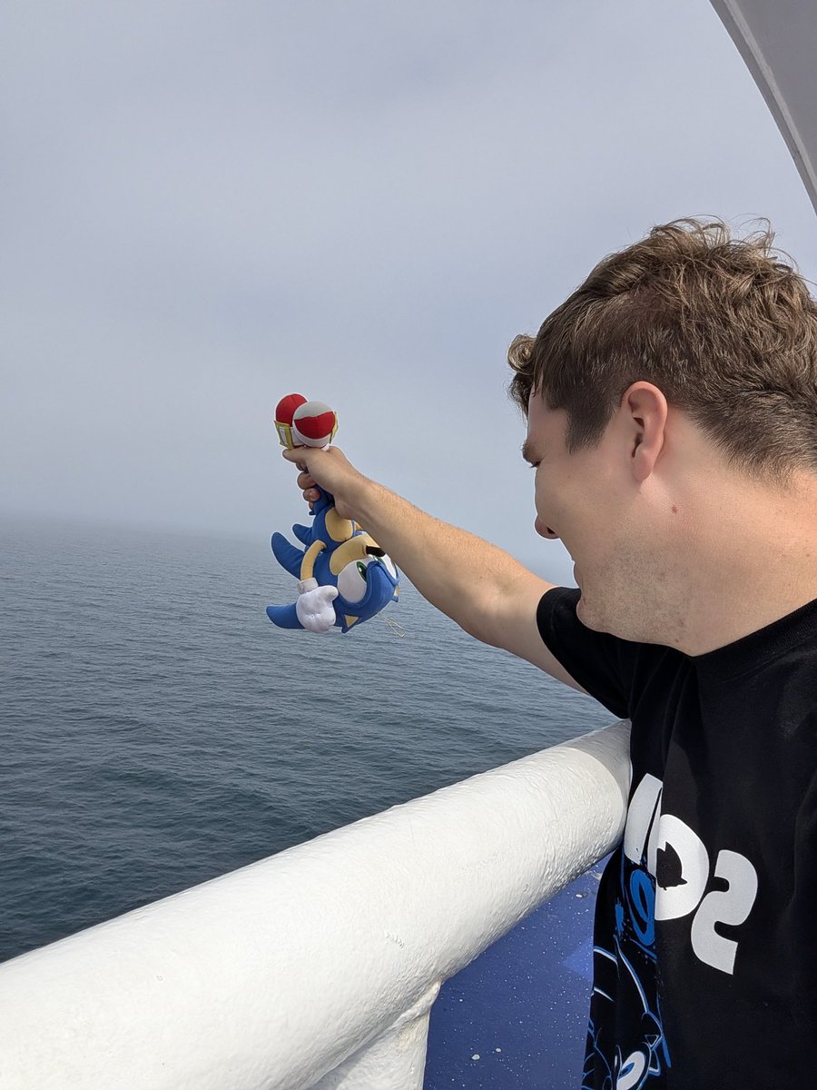 ham_sonic's tweet photo. Free Shadow
or else https://t.co/XmxiM5XsjU