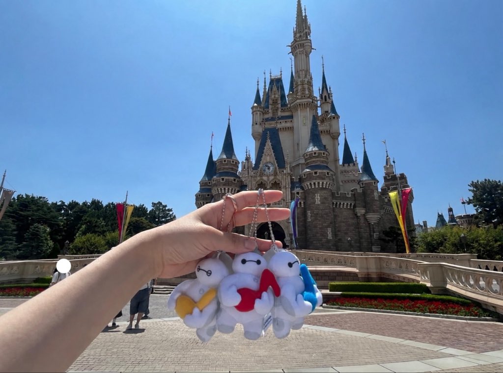 99__mapi's tweet photo. せか〜いはHappinessでみ〜ちてる〜〜〜🪄︎︎
#CarryingHappiness #サマークールオフ  #MrsGREENAPPLE https://t.co/0EJIvN84uB