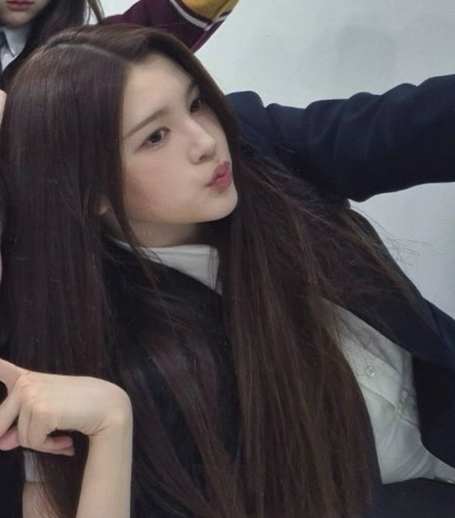 wkseh_'s tweet photo. 어제가 100팔이었는데 감사합니두 https://t.co/uBnlL5Ut2N