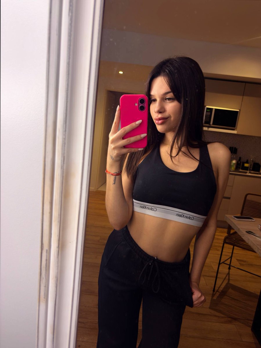 Ashley Seraphina 😇 tweet media