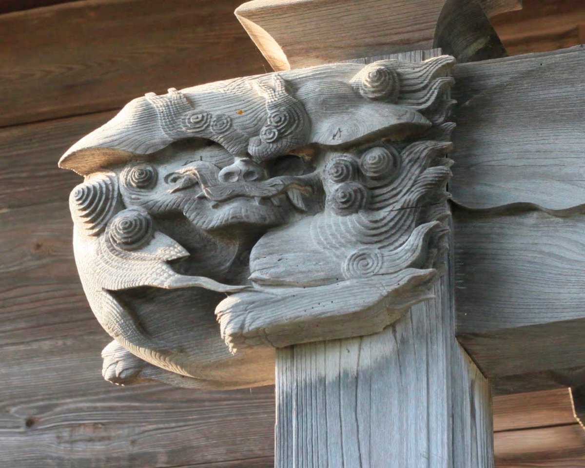 李向宇　馬のオブジェ　唐富貴 It is a wooden nose sculpture of a Tang lion.